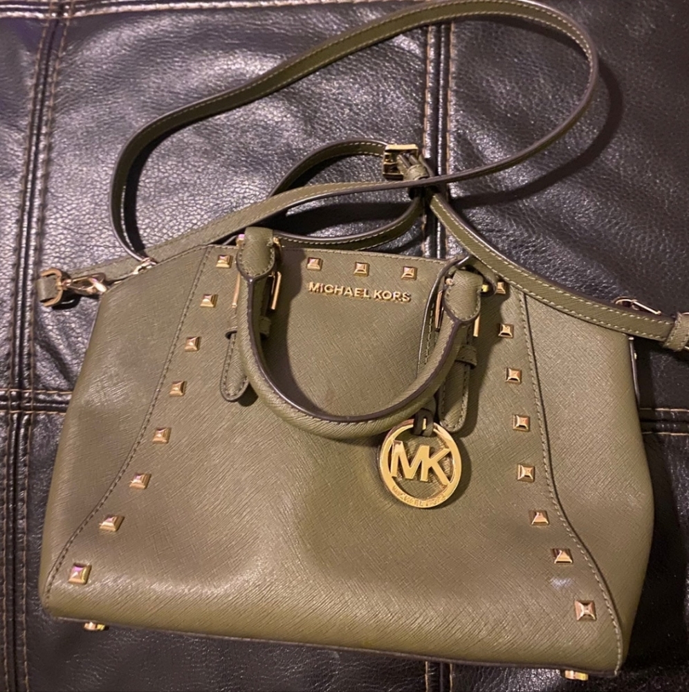Michael kors purse